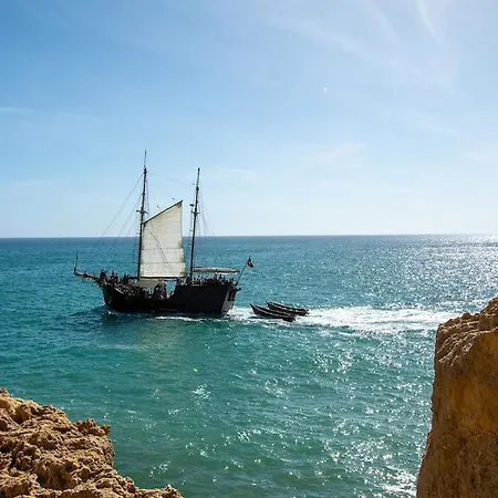 12a Travessa Da Nau - Modernised Yet Traditional Ferienhaus *