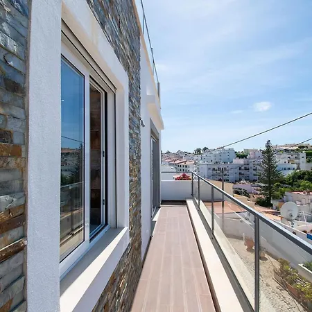 12a Travessa Da Nau - Modernised Yet Traditional *