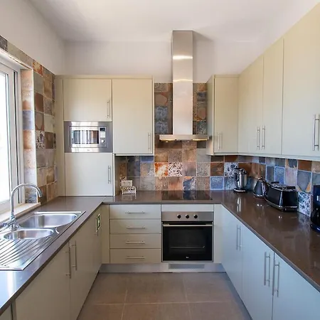 12a Travessa Da Nau - Modernised Yet Traditional Ferienhaus