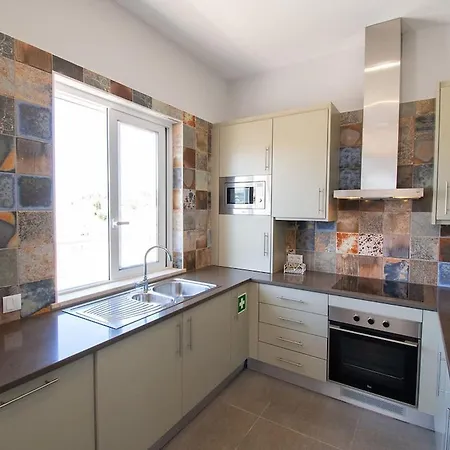 12a Travessa Da Nau - Modernised Yet Traditional Ferienhaus